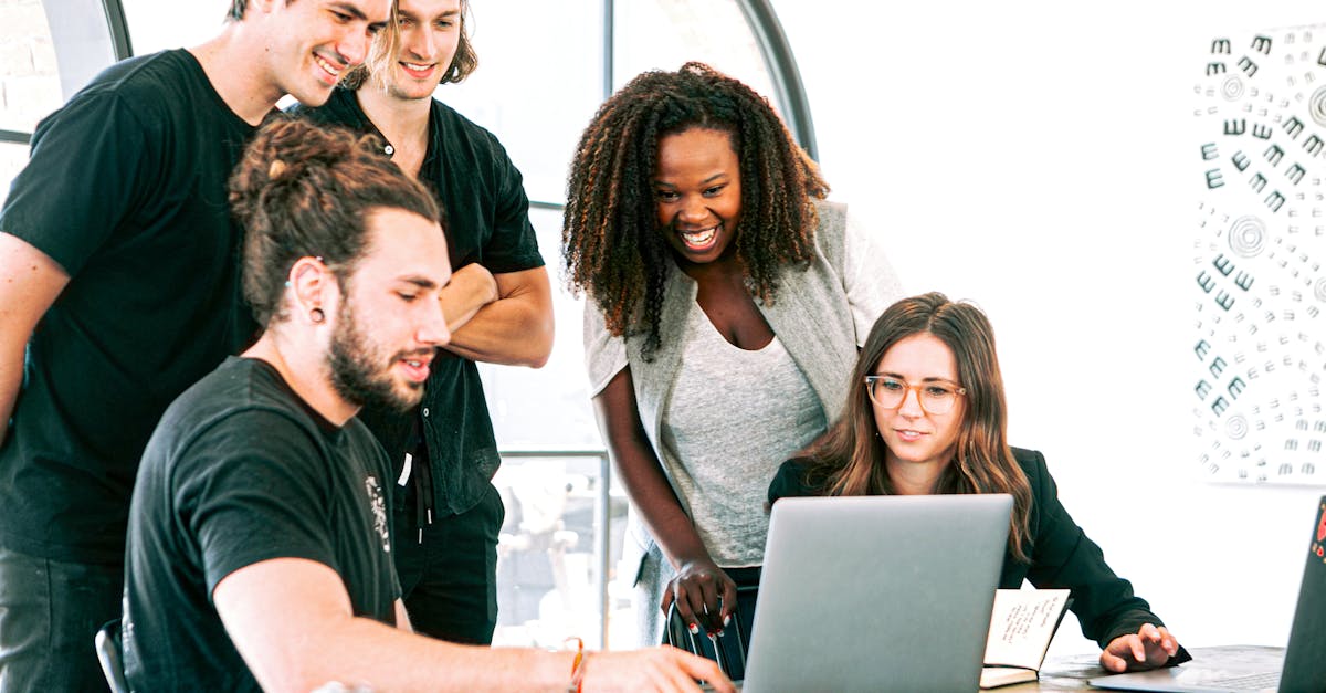découvrez comment les synergies peuvent transformer votre entreprise, optimiser la collaboration entre équipes et favoriser l'innovation. explorez des stratégies efficaces pour tirer parti des compétences et ressources partagées afin d'atteindre des objectifs communs.