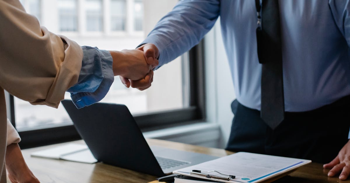 découvrez comment maximiser le succès de vos réunions d'affaires grâce à des stratégies efficaces, des conseils pratiques et des techniques de communication adaptées. optimisez votre temps et celui de vos collègues pour des résultats concrets.
