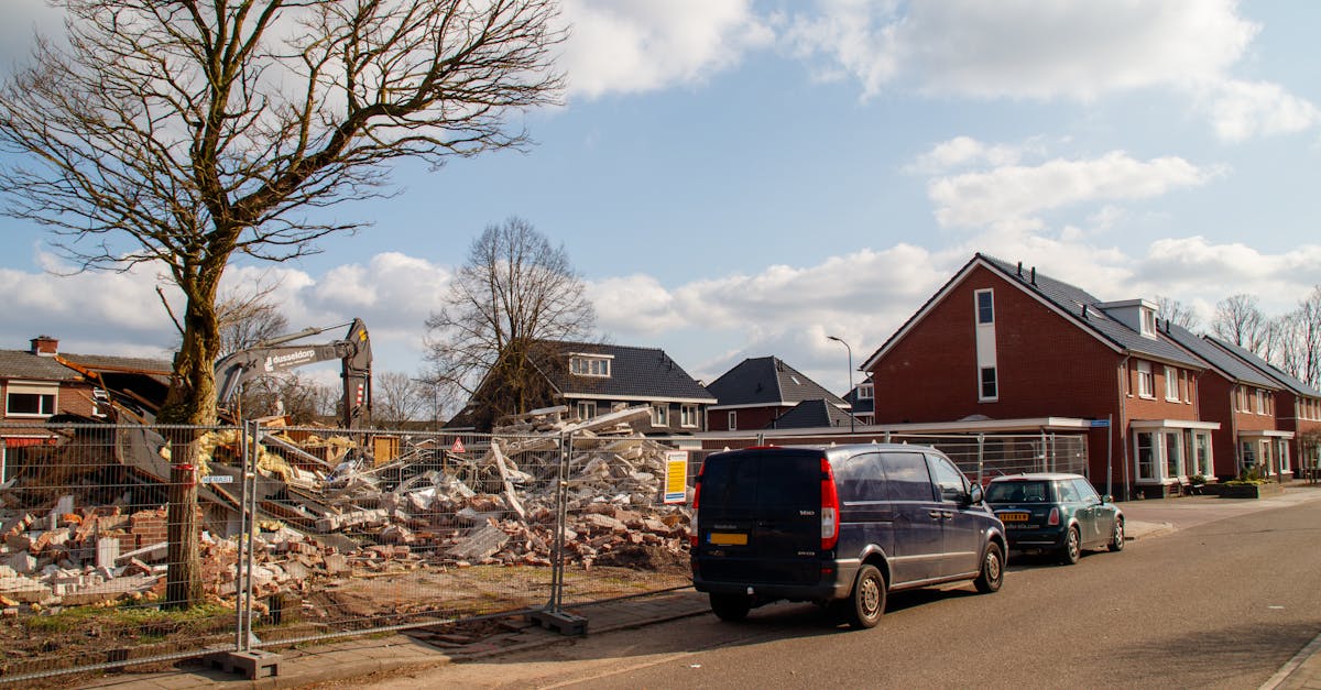 découvrez le concept de co-construction, une approche collaborative qui favorise la participation active des parties prenantes dans la réalisation de projets. apprenez comment cette méthode innovante peut améliorer l'efficacité et le succès de vos initiatives.