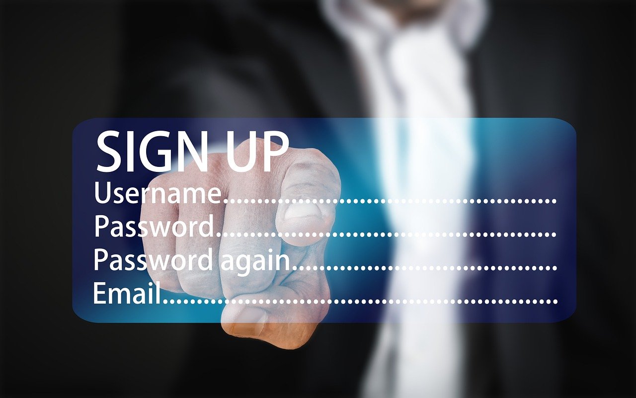 Comprendre les informations personnelles requises pour une inscription en ligne