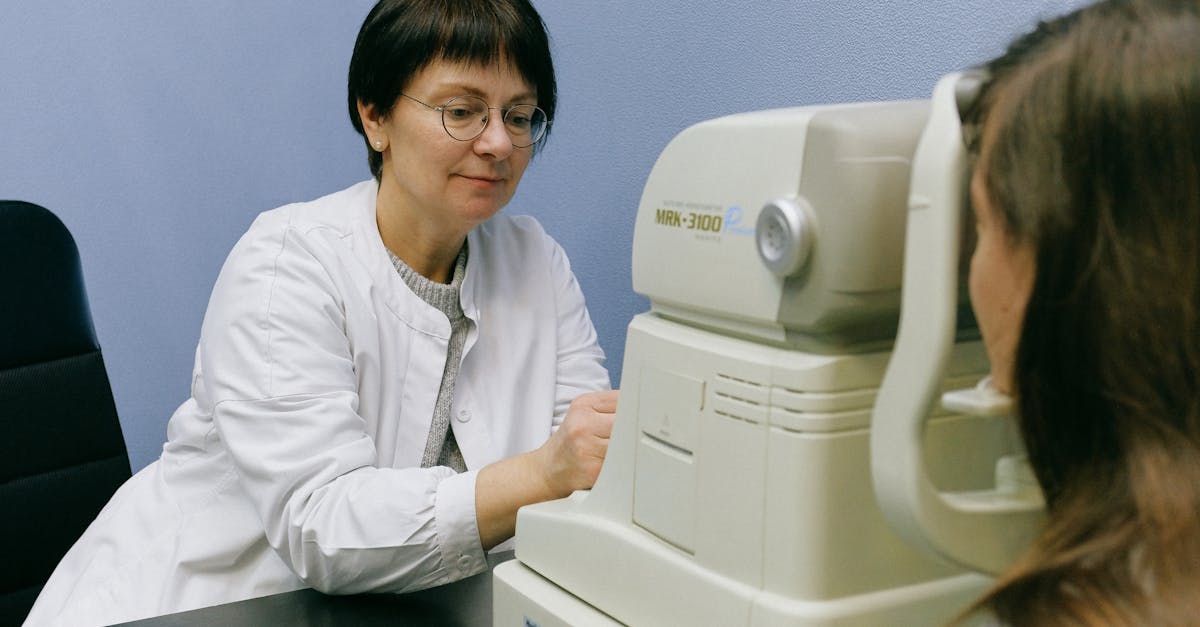 découvrez des conseils essentiels pour maintenir une bonne santé oculaire. apprenez comment protéger vos yeux, améliorer votre vision et prévenir les maladies liées à la vue grâce à des astuces pratiques et des informations sur les aliments bénéfiques.