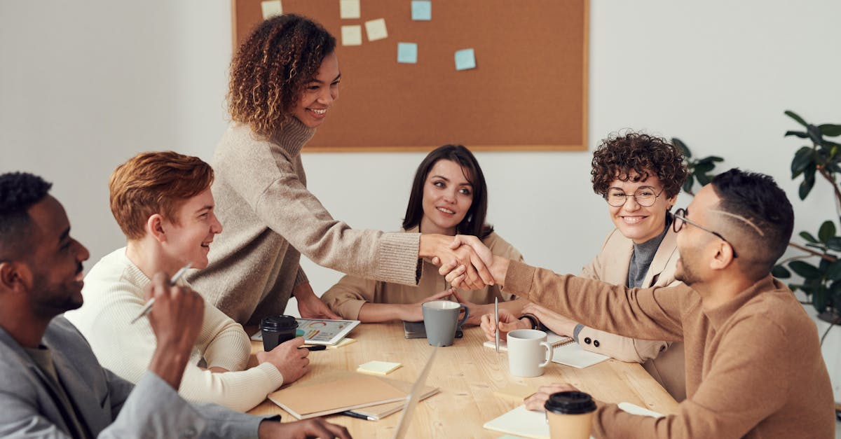 découvrez l'importance du travail d'équipe pour atteindre des objectifs communs. apprenez comment favoriser la collaboration, améliorer la communication et renforcer les relations au sein de votre équipe pour un succès garanti.