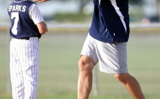 d&eacute;veloppez les comp&eacute;tences en leadership des jeunes pour inspirer, motiver et guider la prochaine g&eacute;n&eacute;ration vers un avenir prometteur.