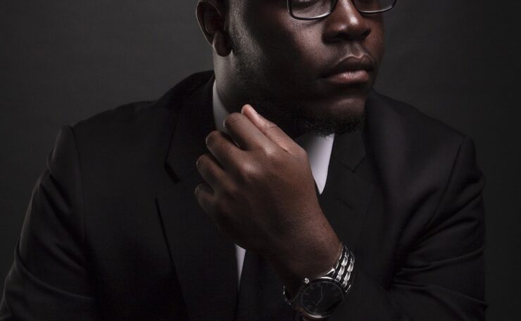 d&eacute;couvrez les jeunes entrepreneurs innovants qui transforment le monde des affaires avec leurs id&eacute;es audacieuses et leur esprit d'initiative.